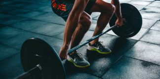 Podstawowe ćwiczenia siłowe na wolnych ciężarach