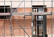 Jak ocieplić drzwi na zimę?